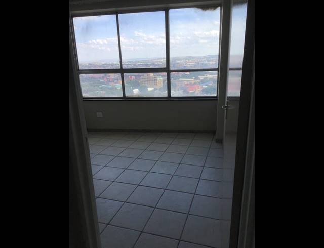 2 BEDROOM PROPERTY TO RENT IN BEREA